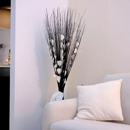 Centre - Le De La Cigogne Apartmán *