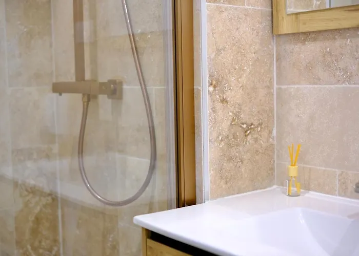 Centre - Le De La Cigogne Apartment